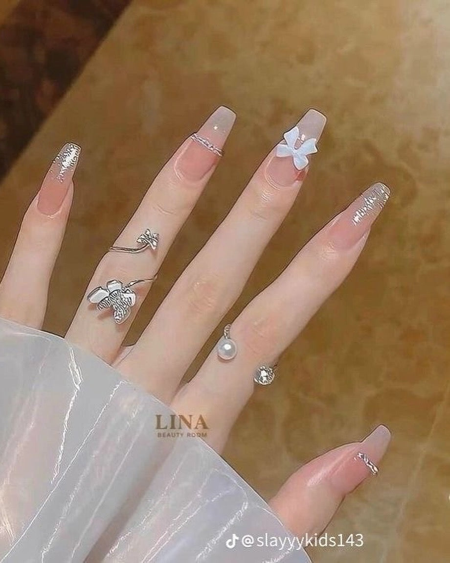 White nails, bow