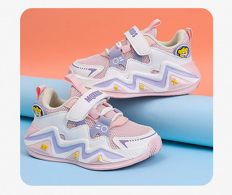 sport shoes girl pink