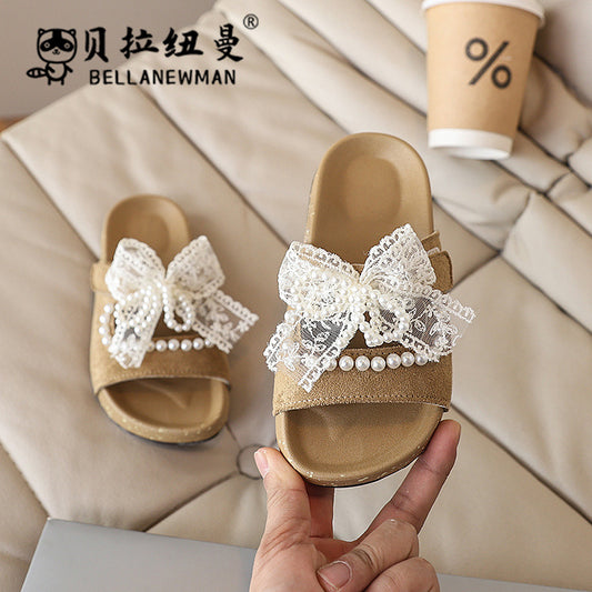 Girls yellow snickers