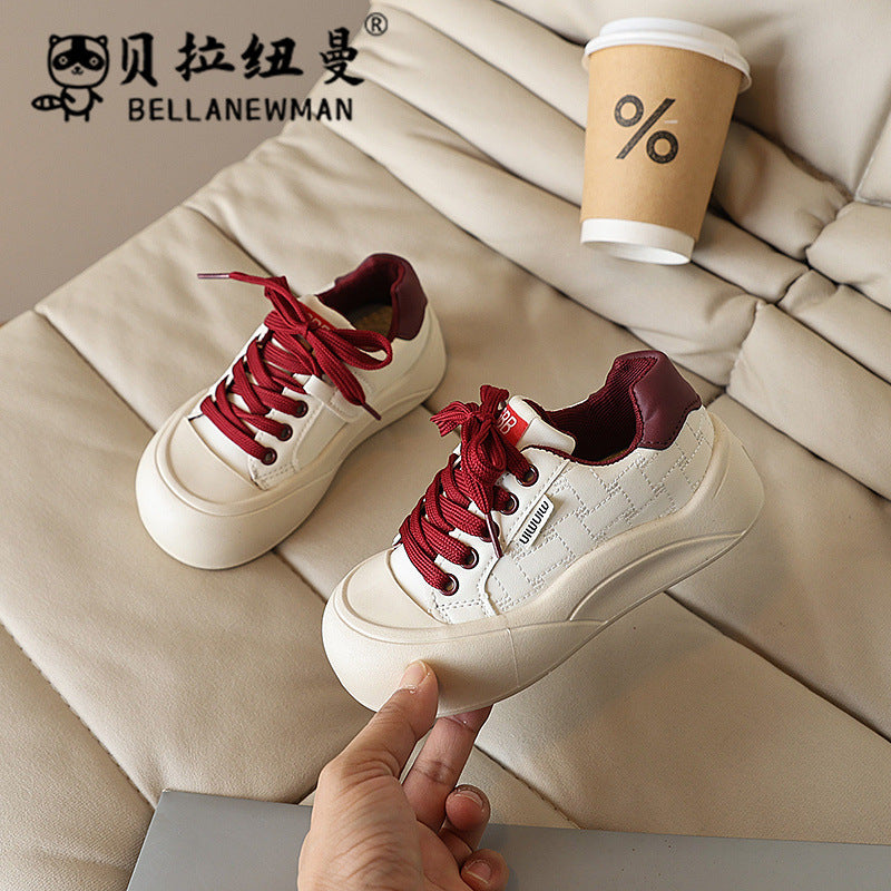 kids sport shoes red
